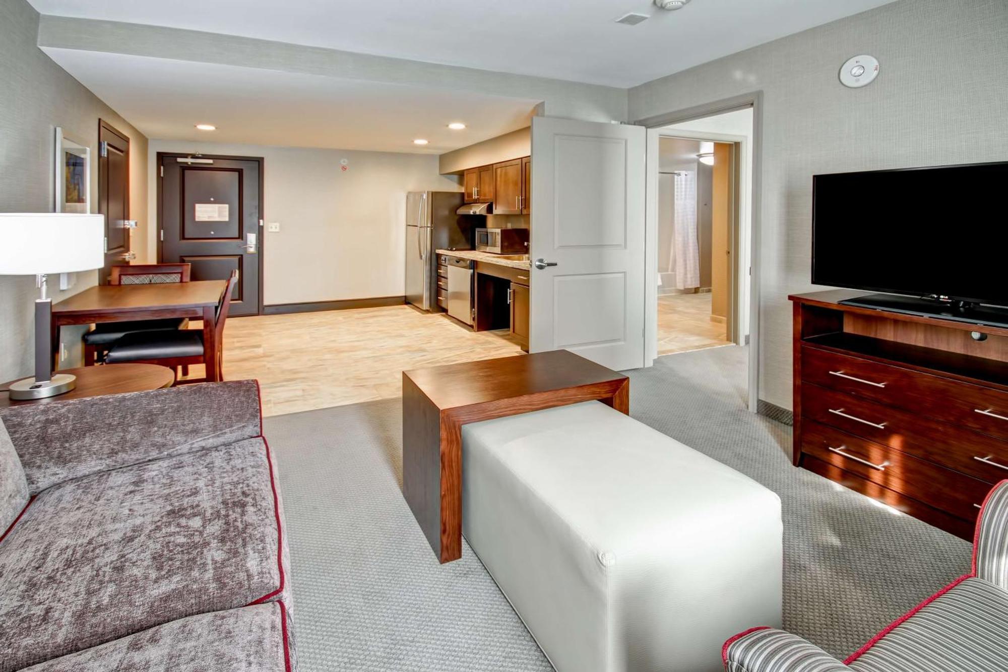 Homewood Suites By Hilton Bridgewater/Branchburg Bagian luar foto